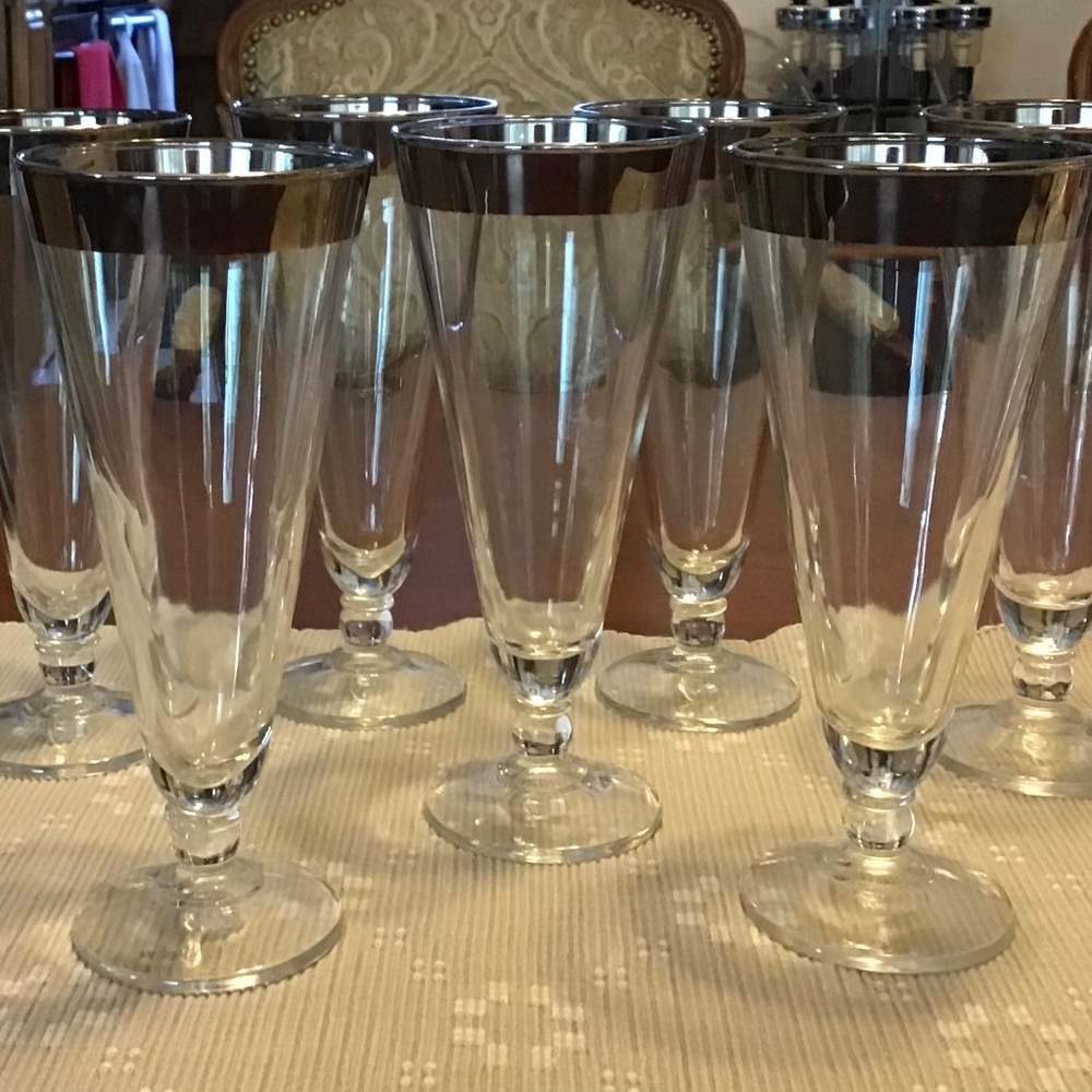 Vintage set of Silver Trim Pilsner Glasses Midcentury Barware - Picture 4 of 5